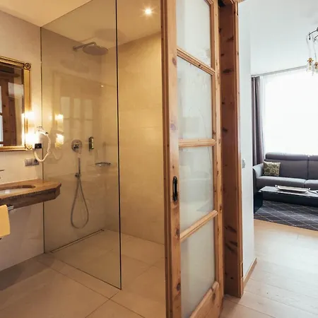 فندق Genusshotel Goldene Rose