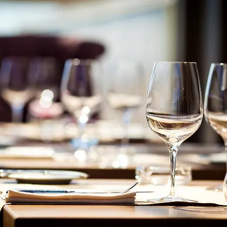 فندق Genusshotel Goldene Rose 3*