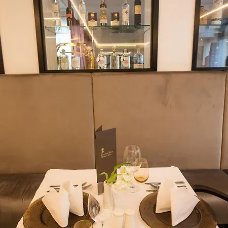 Genusshotel Goldene Rose فندق